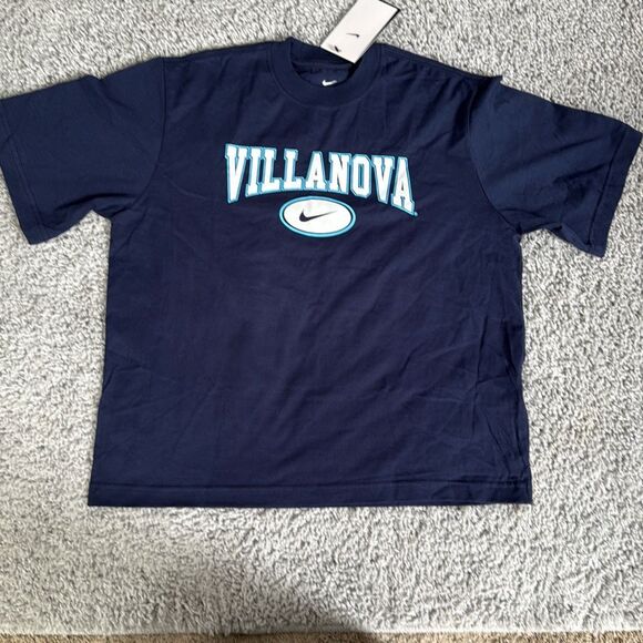 Nike Villanova Loose Fit Cropped T-Shirt - Picture 1 of 3